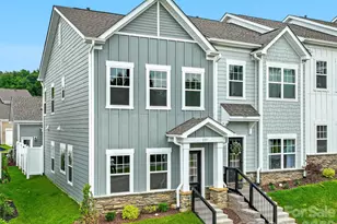 137 Cherry Spgs Ln, Asheville, NC 28804 - Photo 3