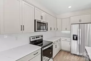 137 Cherry Spgs Ln, Asheville, NC 28804 - Photo 13
