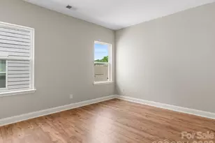 137 Cherry Spgs Ln, Asheville, NC 28804 - Photo 27