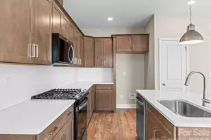 137 Cherry Spgs Ln, Asheville, NC 28804 - Photo 15