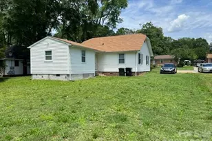 691 Harris St NW, Concord, NC 28025 - Photo 5