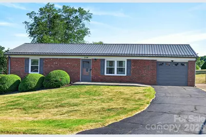 2104 Lamesa Court, Lenoir, NC 28645 - Photo 3