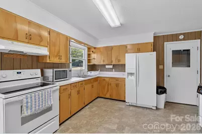 2104 Lamesa Court, Lenoir, NC 28645 - Photo 21