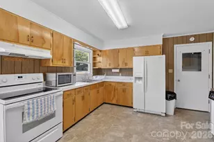 2104 Lamesa Ct, Lenoir, NC 28645 - Photo 21