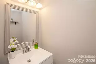 8839 Hunter Ridge Dr, Charlotte, NC 28226 - Photo 15