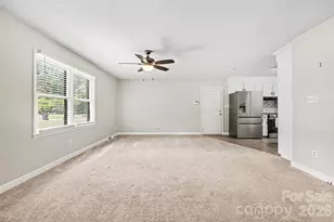 9409 Wedgewood Dr, Huntersville, NC 28078 - Photo 5