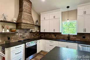 128 Arrowood Ln, Harmony, NC 28634 - Photo 21