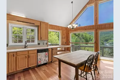 7714 State Highway 197 Highway N, Green Mountain, NC 28740 - Photo 5