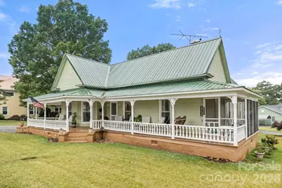 110 N Main Avenue, Maiden, NC 28650 - Photo 1