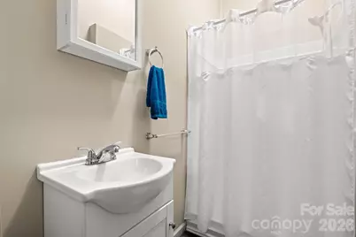 110 N Main Avenue, Maiden, NC 28650 - Photo 19
