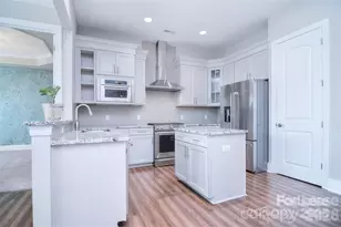 6935 Henry Quincy Wy, Charlotte, NC 28277 - Photo 9