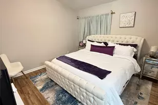 6332 Windsor Gate Ln, Charlotte, NC 28215 - Photo 3