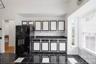 9426 Cantle Drive, Charlotte, NC 28216 - Photo 13