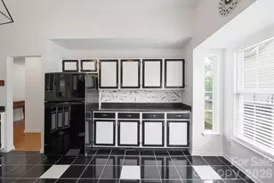 9426 Cantle Dr, Charlotte, NC 28216 - Photo 13