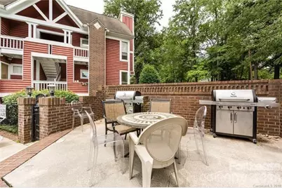 2518 Cranbrook Lane, Charlotte, NC 28207 - Photo 17