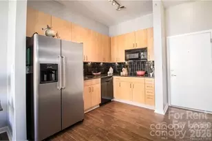 2125 Southend Dr, Charlotte, NC 28203 - Photo 3