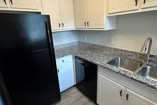 4605 Coronado Dr, Charlotte, NC 28212 - Photo 5