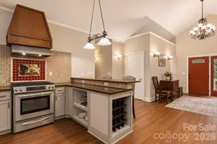 60 Hawks Pointe Ln, Weaverville, NC 28787 - Photo 7