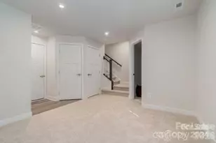 9342 Mallard Mls Dr, Charlotte, NC 28262 - Photo 3