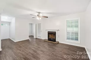 6043 Green Forest Dr, Charlotte, NC 28212 - Photo 7