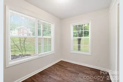 6043 Green Forest Drive, Charlotte, NC 28212 - Photo 9