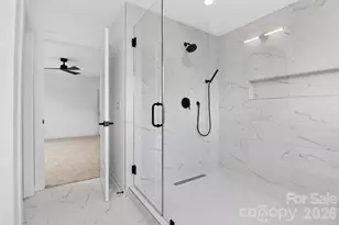 2716 Baltimore Ave, Charlotte, NC 28203 - Photo 35