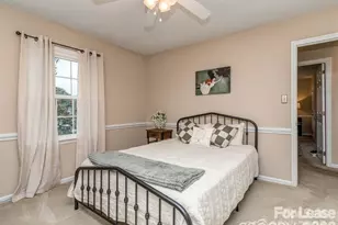 8715 Parkchester Dr, Charlotte, NC 28277 - Photo 15