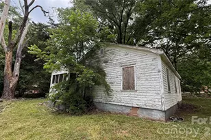 255 Washington St, Forest City, NC 28043 - Photo 3