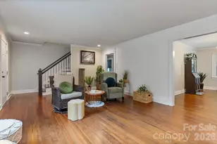 1014 Bramblewood Ct NE, Lenoir, NC 28645 - Photo 11