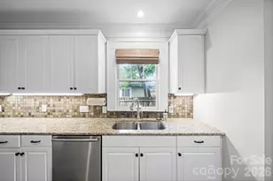 320 Westwood Ave, Charlotte, NC 28203 - Photo 9