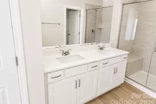 5824 Salamander Run Ln, Charlotte, NC 28215 - Photo 11