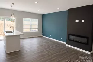 5828 Salamander Run Ln, Charlotte, NC 28215 - Photo 3