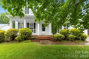 16 Trappers Run Dr, Asheville, NC 28805 - Photo 3