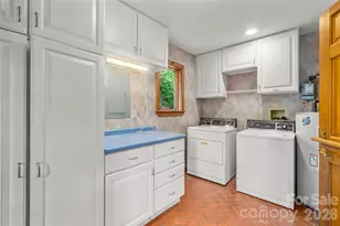 32 Delano Rd, Asheville, NC 28805 - Photo 19