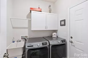 821 Botticelli Ct, Mount Holly, NC 28120 - Photo 29