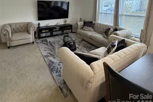 6445 Matlea Ct, Charlotte, NC 28215 - Photo 9
