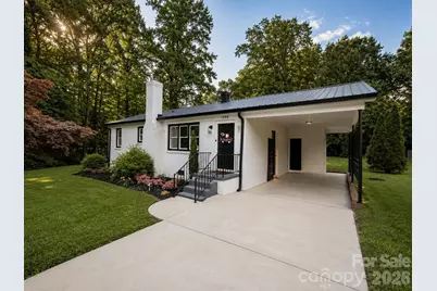 1344 12th Avenue NE, Hickory, NC 28601 - Photo 3