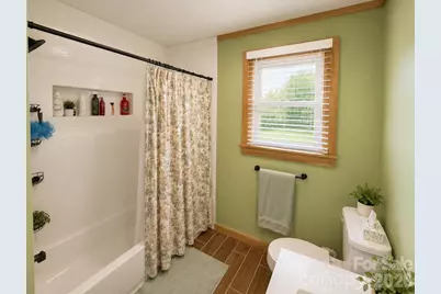 1344 12th Avenue NE, Hickory, NC 28601 - Photo 17