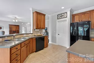 1900 Crestgate Dr, Waxhaw, NC 28173 - Photo 23