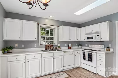 12 Wineberry Court, Fletcher, NC 28732 - Photo 15
