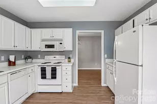 12 Wineberry Ct, Fletcher, NC 28732 - Photo 17