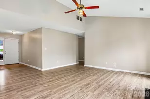 12 Wineberry Ct, Fletcher, NC 28732 - Photo 13