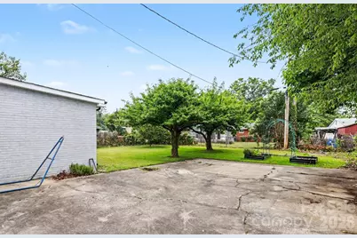 3430 Meredith Avenue, Charlotte, NC 28208 - Photo 19