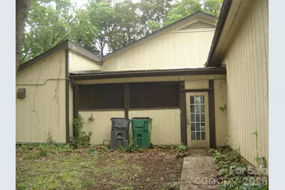 11832 Moonridge Drive, Charlotte, NC 28226 - Photo 3
