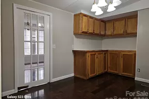 656 Water St, Bakersville, NC 28705 - Photo 15