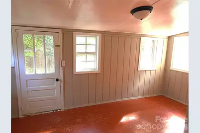 201 Merriman Road, Hendersonville, NC 28791 - Photo 19
