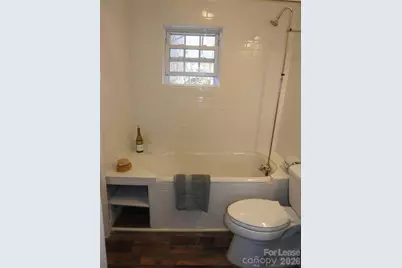 201 Merriman Road, Hendersonville, NC 28791 - Photo 11
