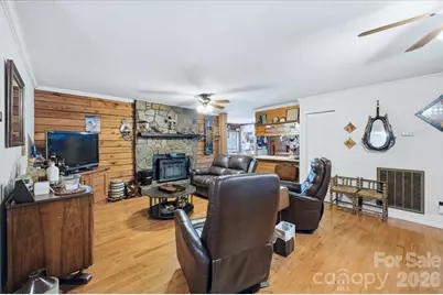 4639 Hickory Lincolnton Highway, Newton, NC 28658 - Photo 13