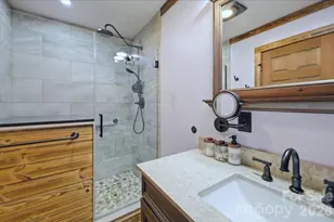 4639 Hickory Lincolnton Hwy, Newton, NC 28658 - Photo 19