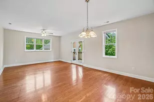 25 Houston St, Asheville, NC 28801 - Photo 7